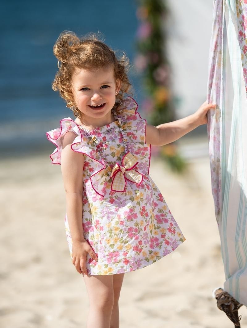 Vestido Estampado com Volantes e Laço